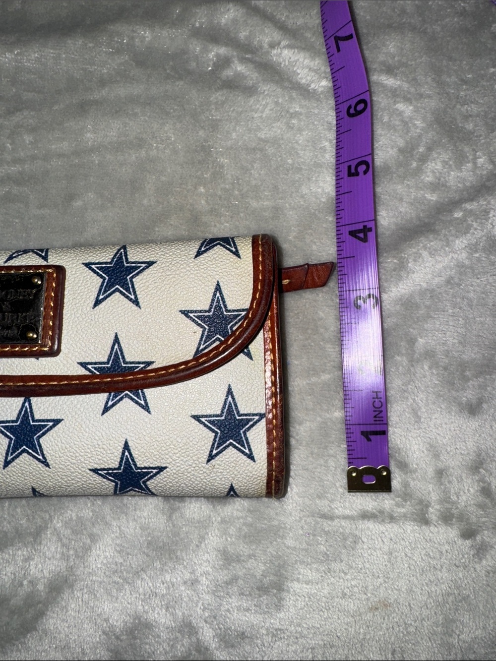 Dooney & Bourke Dallas Cowboys Wallet - Picture 9 of 9